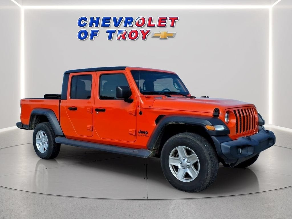 2020 Jeep Gladiator Sport S's photo