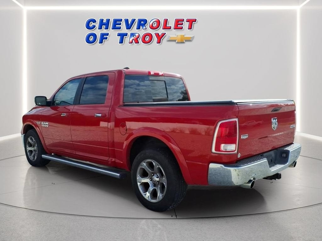 2017 RAM 1500 Laramie Crew Cab 4x4 5'7" Box