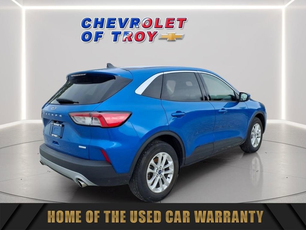 2020 Ford Escape SE