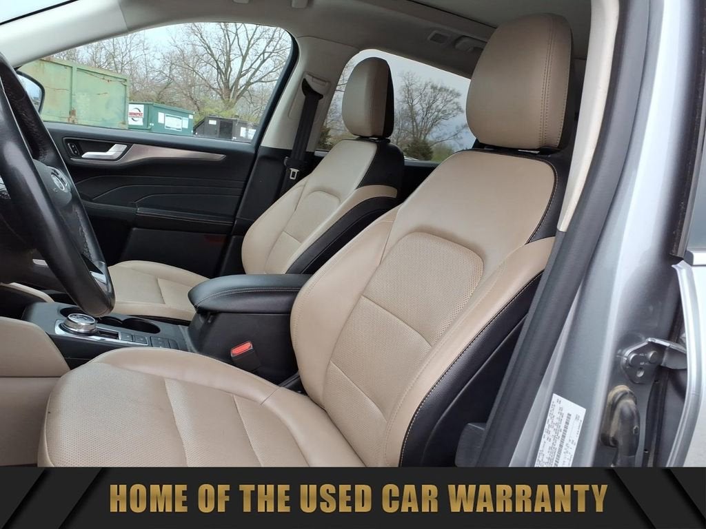 2022 Ford Escape Titanium