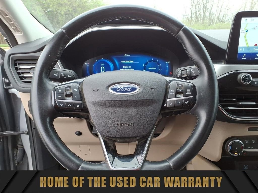 2022 Ford Escape Titanium