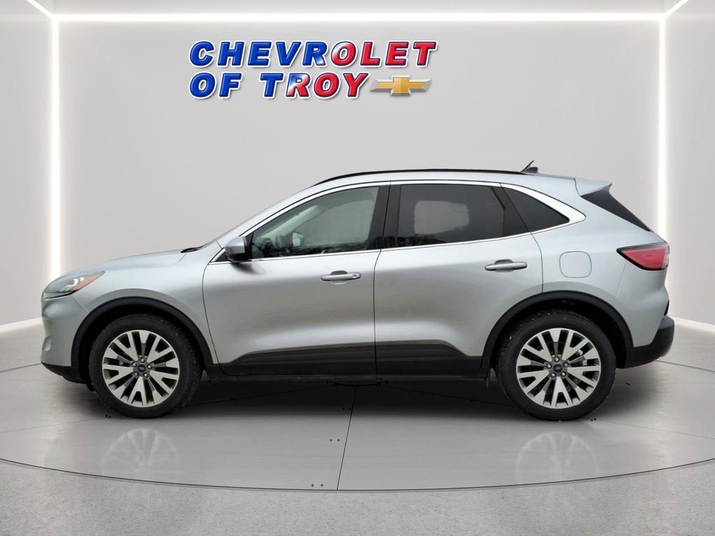 2022 Ford Escape Titanium