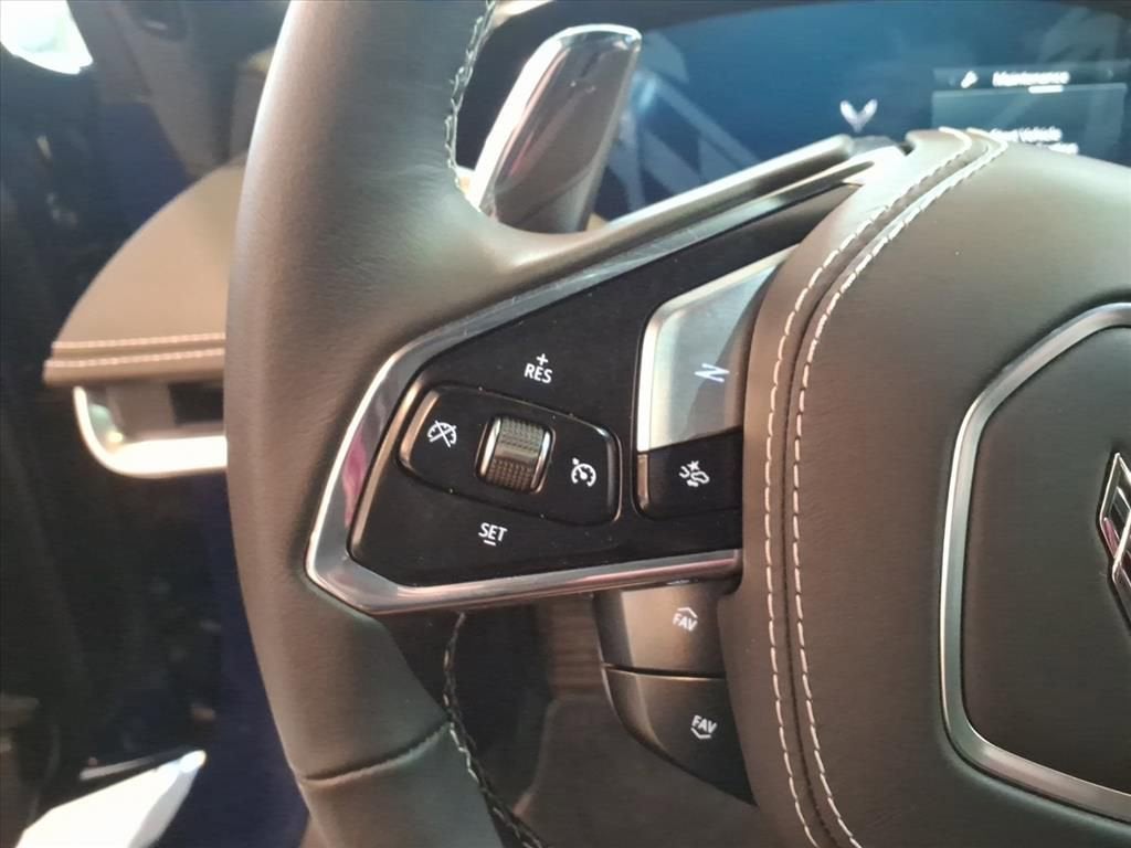 2025 Chevrolet Corvette E-Ray 1LZ