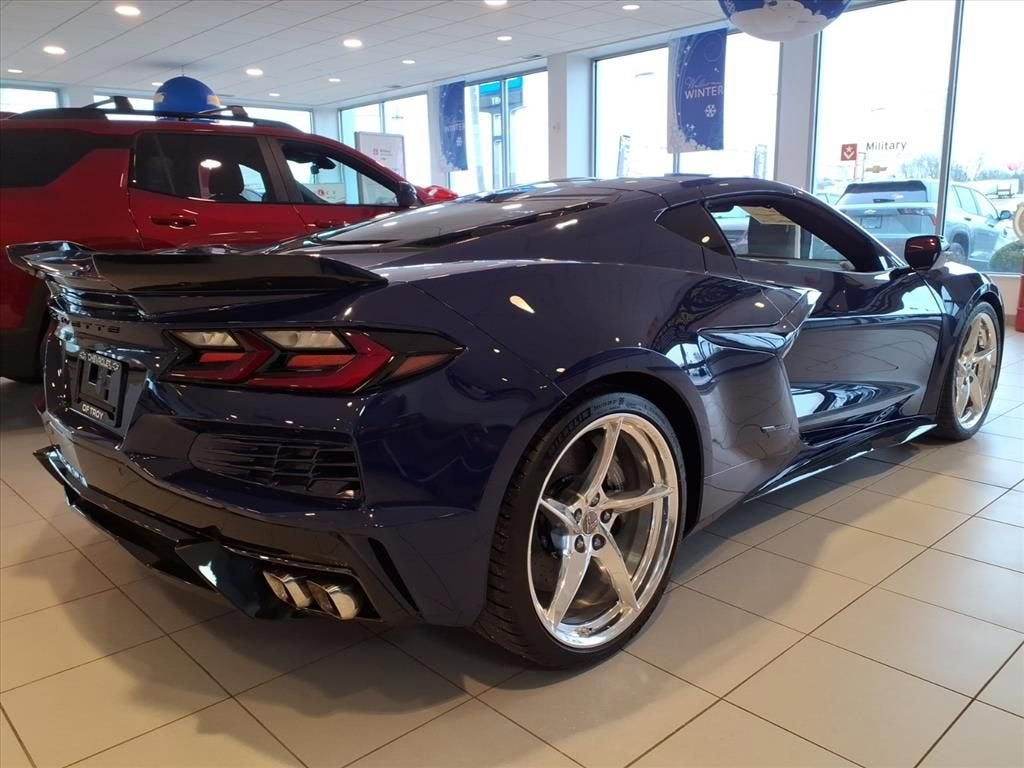 2025 Chevrolet Corvette E-Ray 1LZ