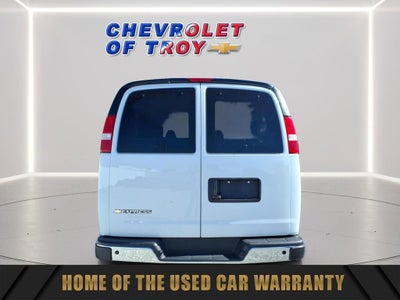 2025 Chevrolet Express Passenger 1LT