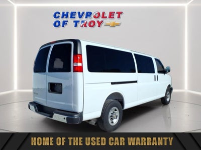 2025 Chevrolet Express Passenger 1LT
