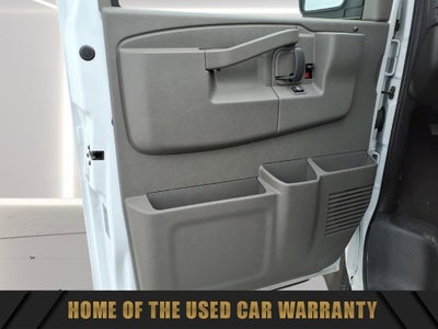 2025 Chevrolet Express Passenger 1LT