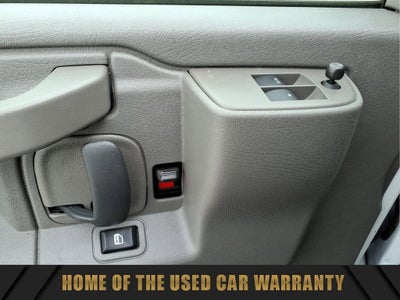 2025 Chevrolet Express Passenger 1LT