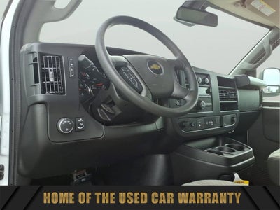 2025 Chevrolet Express Passenger 1LT