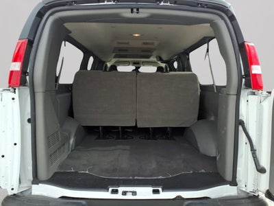 2025 Chevrolet Express Passenger 1LT