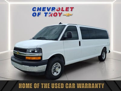 2025 Chevrolet Express Passenger 1LT