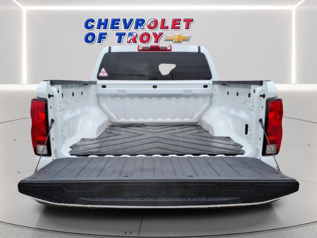 2024 Chevrolet Colorado WT