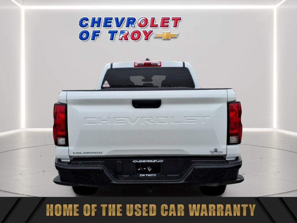 2024 Chevrolet Colorado WT