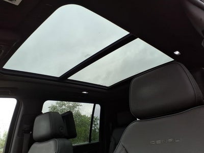 2023 GMC Yukon XL Denali