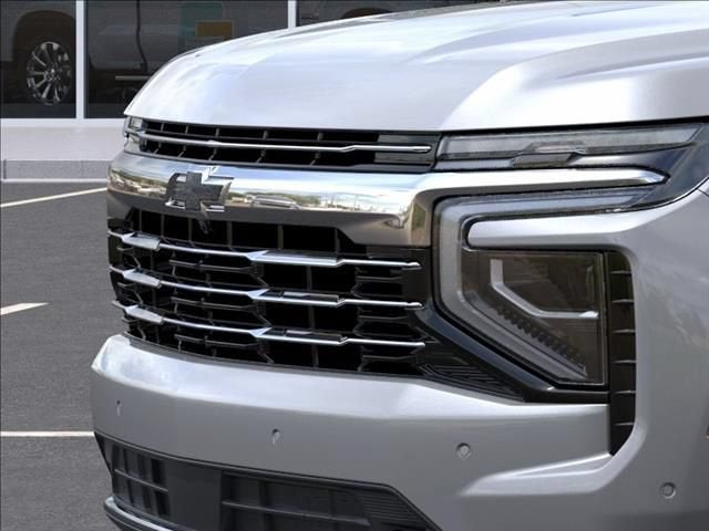2026 Chevrolet Suburban LT - Photo 13