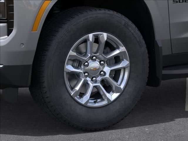 2026 Chevrolet Suburban LT - Photo 9