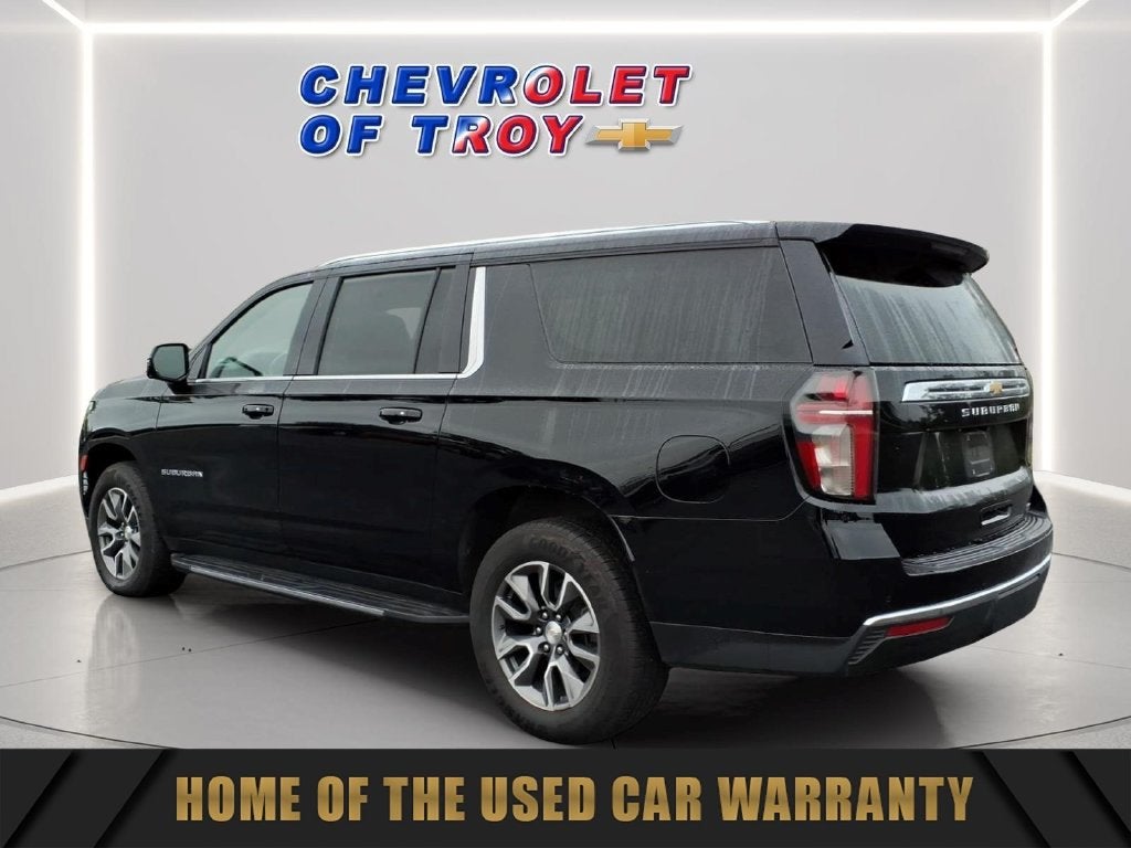 2023 Chevrolet Suburban LT