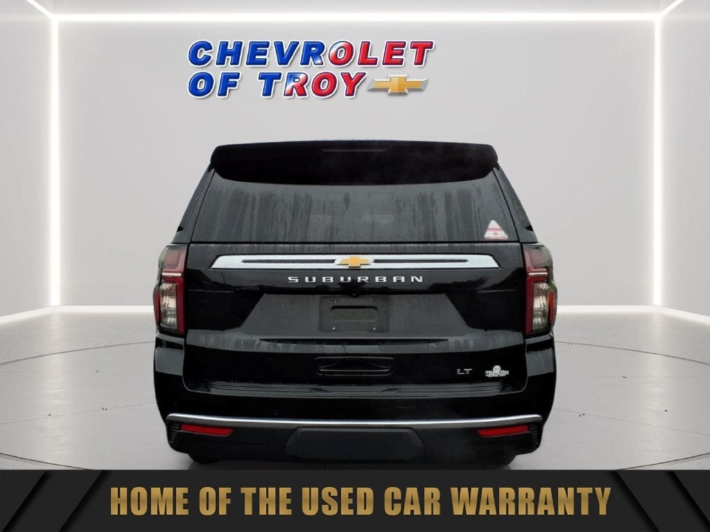 2023 Chevrolet Suburban LT