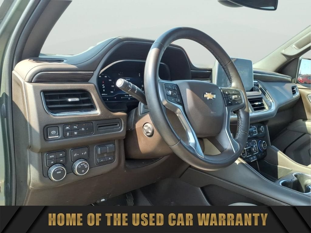2023 Chevrolet Suburban LT