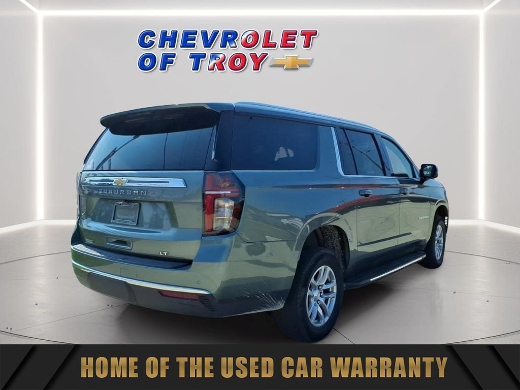 2023 Chevrolet Suburban LT