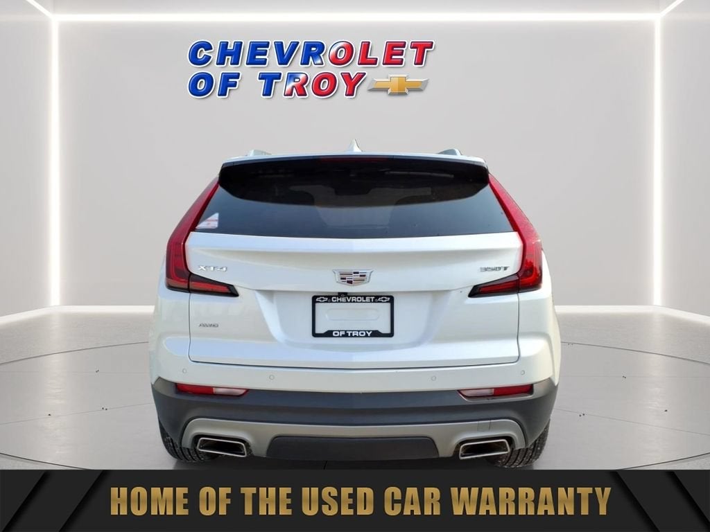 2023 Cadillac XT4 Premium Luxury