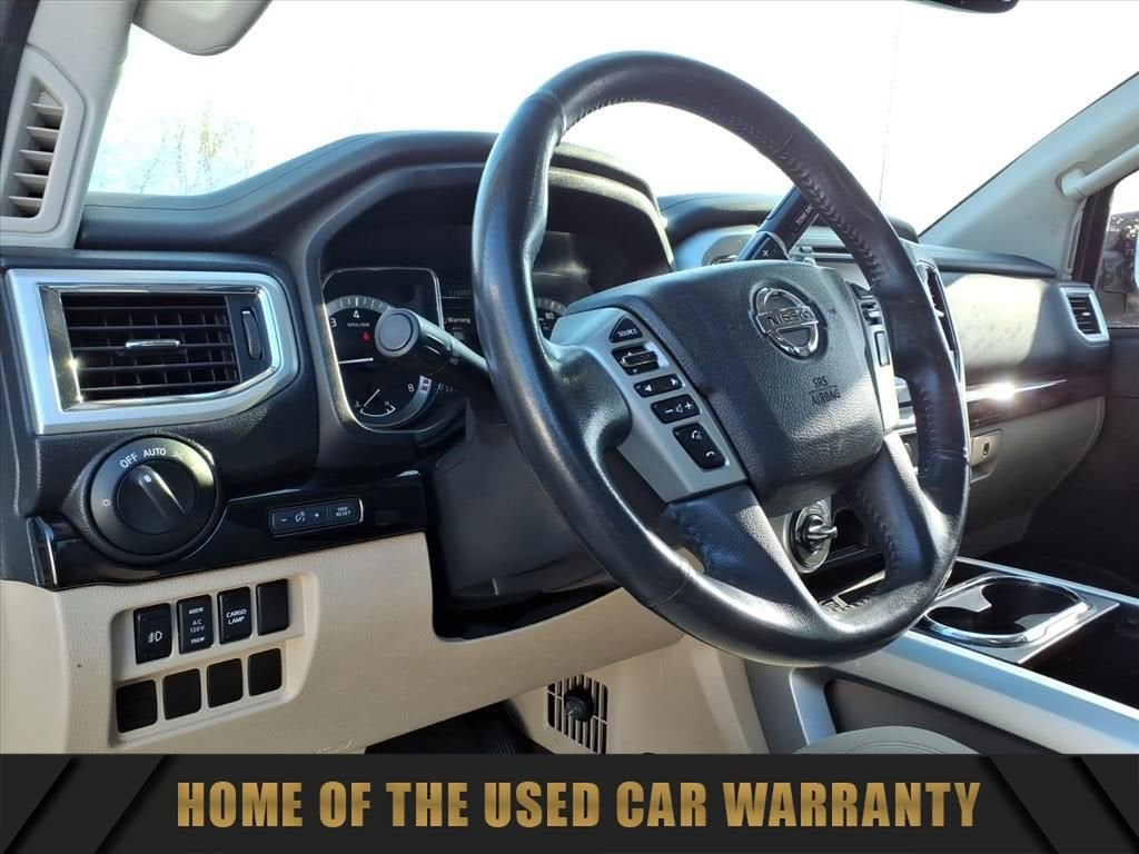 2017 Nissan Titan SV