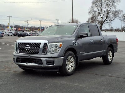 2017 Nissan Titan SV