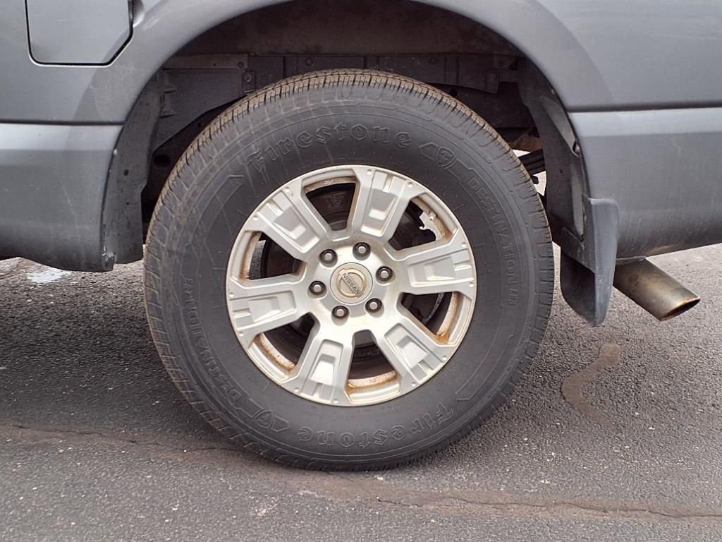 2017 Nissan Titan SV