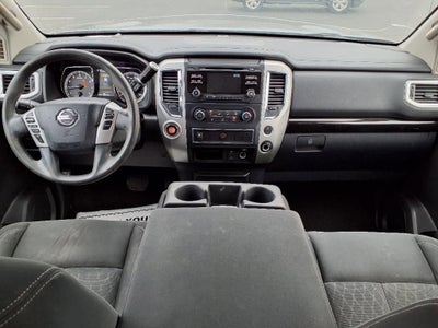 2017 Nissan Titan SV