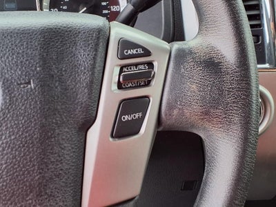 2017 Nissan Titan SV