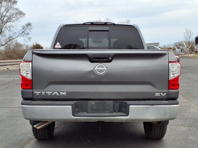 2017 Nissan Titan SV
