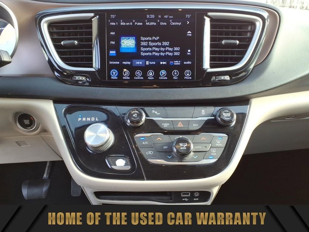 2017 Chrysler Pacifica Touring-L