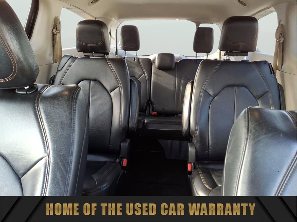 2017 Chrysler Pacifica Touring-L