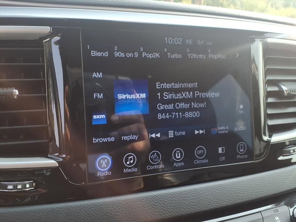 2017 Chrysler Pacifica Touring-L