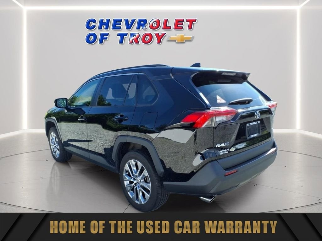 2023 Toyota RAV4 XLE Premium