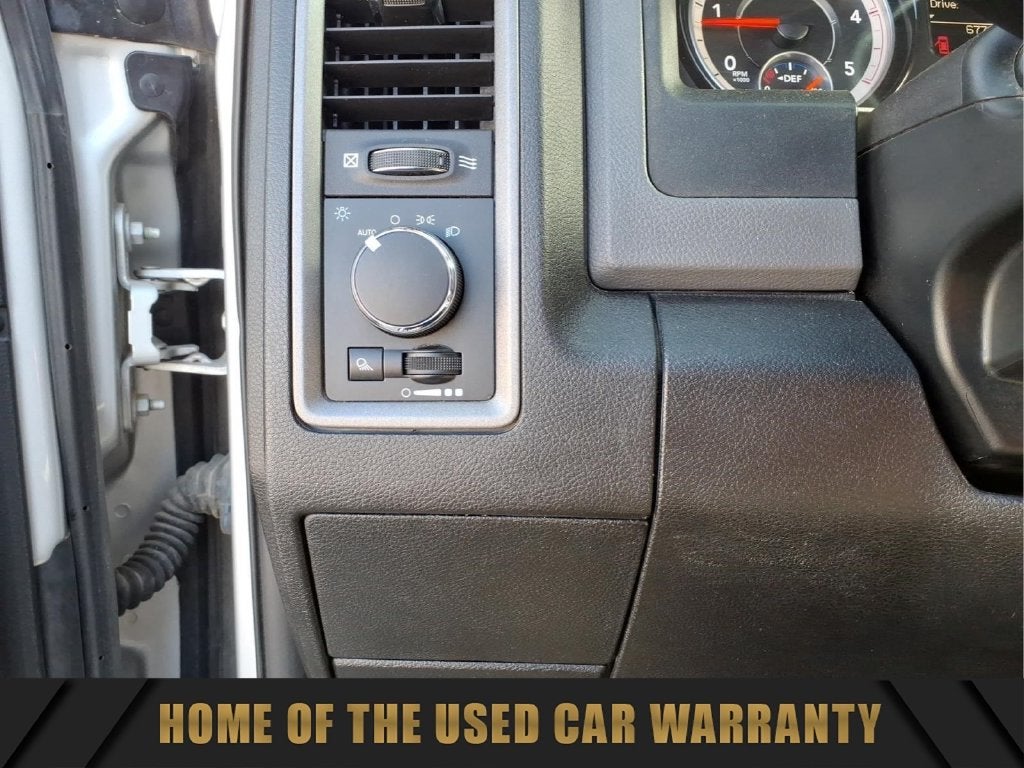 2018 RAM 2500 Tradesman Crew Cab 4x4 8' Box