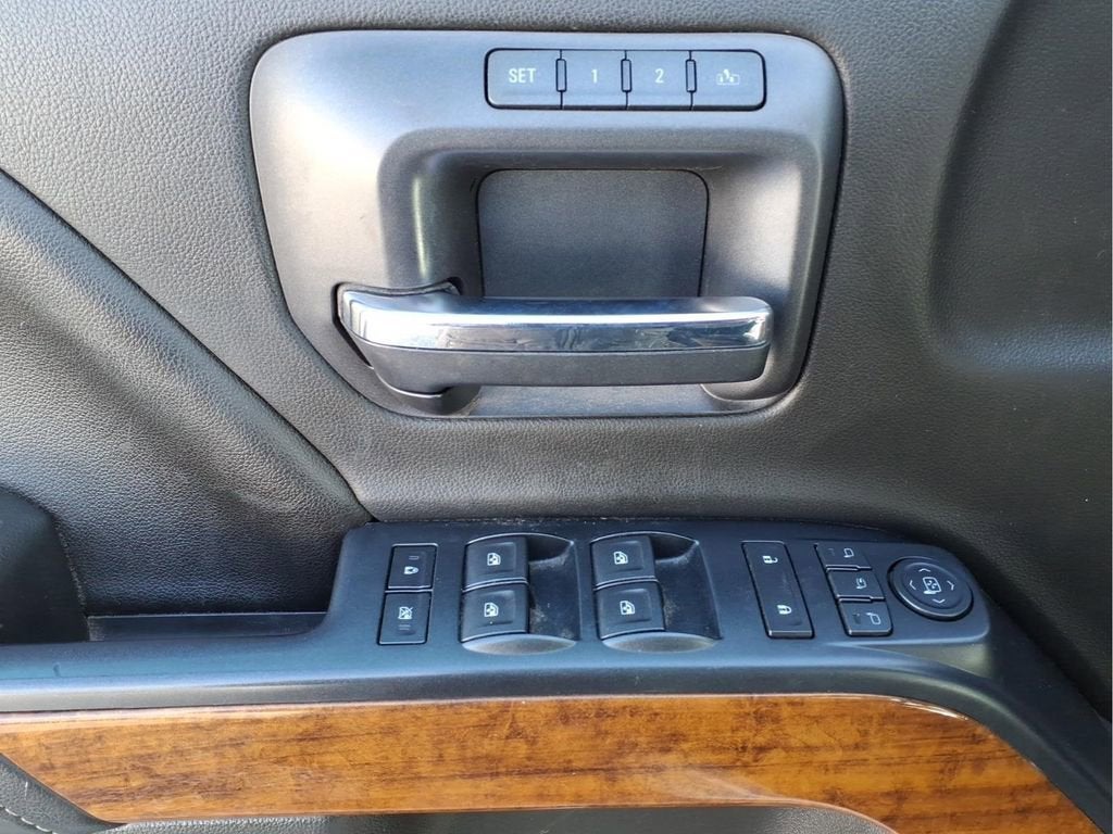 2017 Chevrolet Silverado 1500 High Country