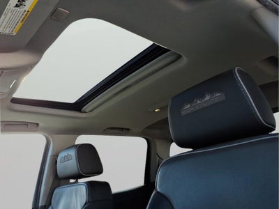 2017 Chevrolet Silverado 1500 High Country