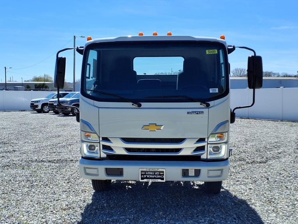 2025 Chevrolet Low Cab Forward 5500 HG MEDIUM ASH GRAY