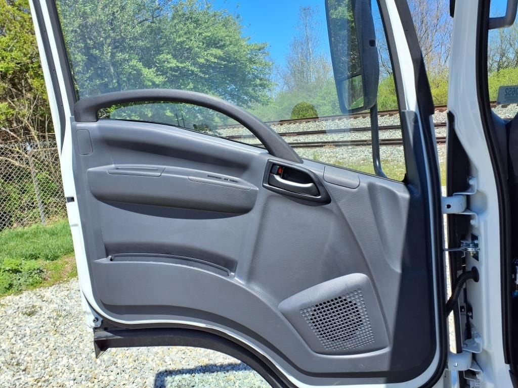 2025 Chevrolet Low Cab Forward 5500 HG MEDIUM ASH GRAY