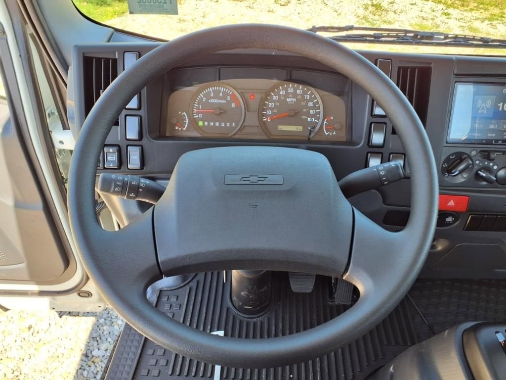 2025 Chevrolet Low Cab Forward 5500 HG MEDIUM ASH GRAY