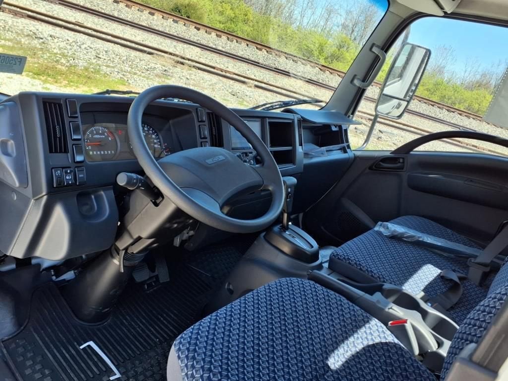 2025 Chevrolet Low Cab Forward 5500 HG MEDIUM ASH GRAY