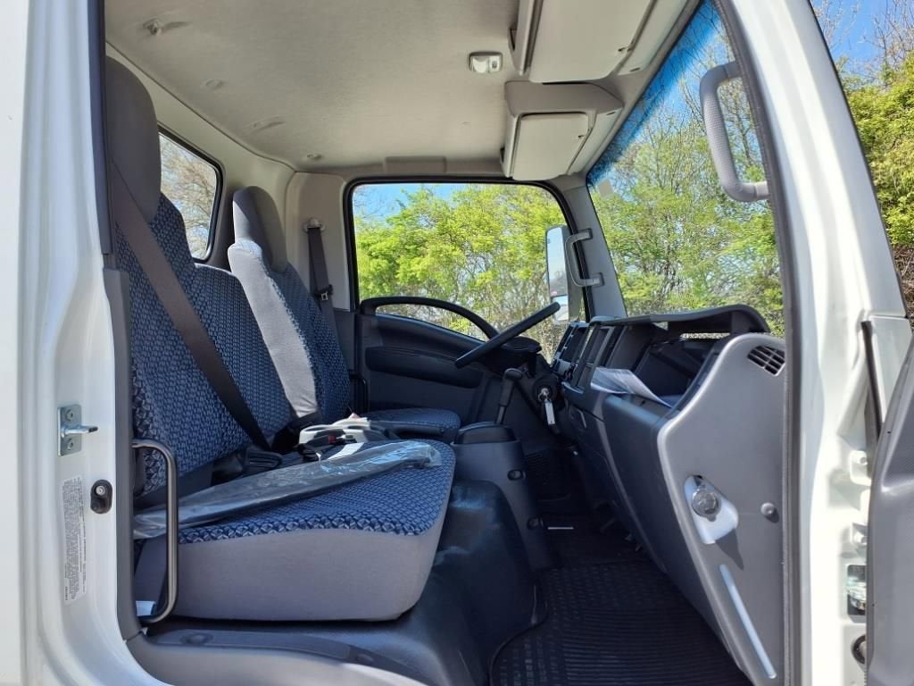 2025 Chevrolet Low Cab Forward 5500 HG MEDIUM ASH GRAY