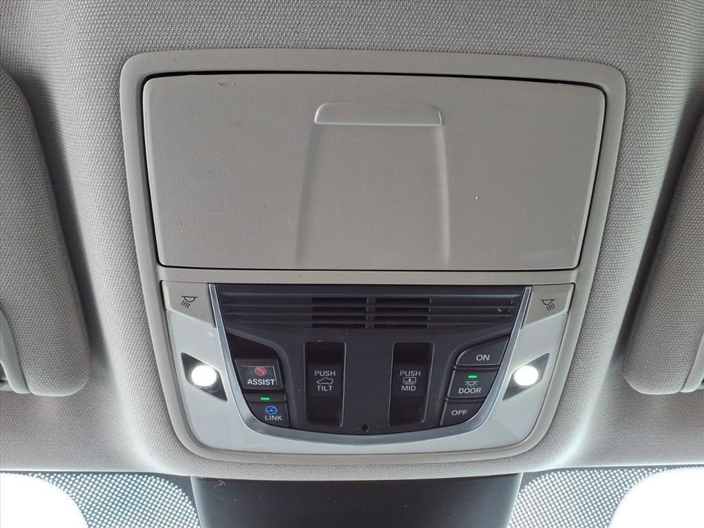 2023 Acura MDX w/Advance Package