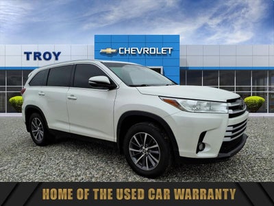 2019 Toyota Highlander SE