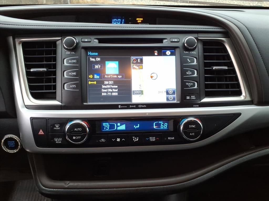 2019 Toyota Highlander SE