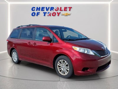 2012 Toyota Sienna XLE AAS