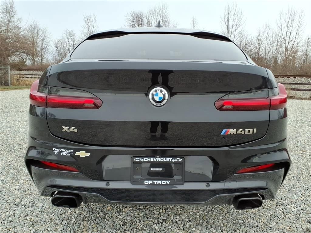 2021 BMW X4 M40i