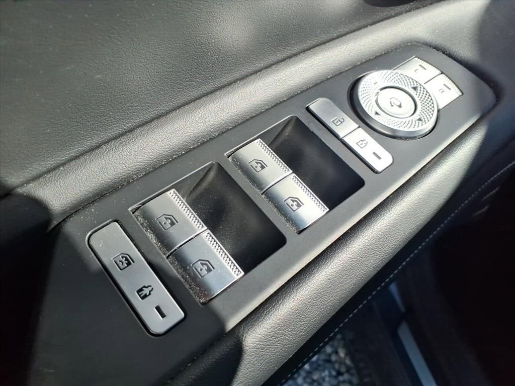 2023 Genesis GV80 Base