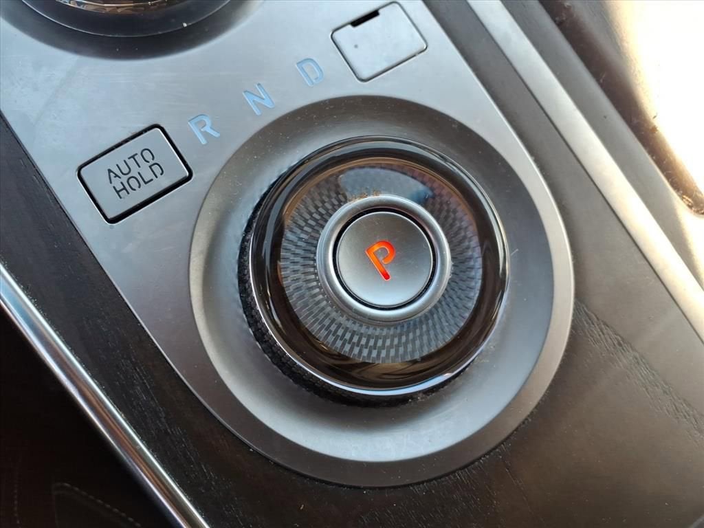 2023 Genesis GV80 Base